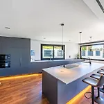 Hébergement de vacances Villaspainexperience Con Piscina Climatizada *