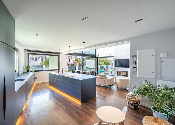 Villaspainexperience Con Piscina Climatizada Ferienhaus Torremolinos